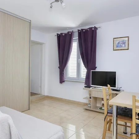 By The Sea Jezera, Murter - 19056 Apartment *