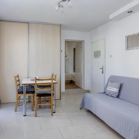 By The Sea Jezera, Murter - 19056 Apartment Jezera