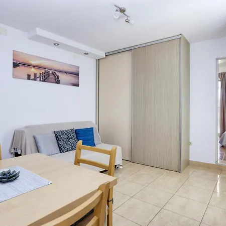 Apartment By The Sea Jezera, Murter - 19056 Jezera