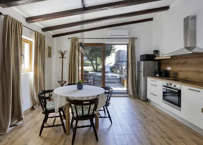 Apartamento By The Sea Jezera, Murter - 19056 Jezera