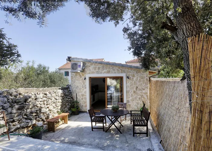 Apartamento By The Sea Jezera, Murter - 19056 *