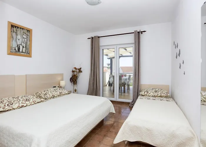 Apartamento By The Sea Jezera, Murter - 19056 *